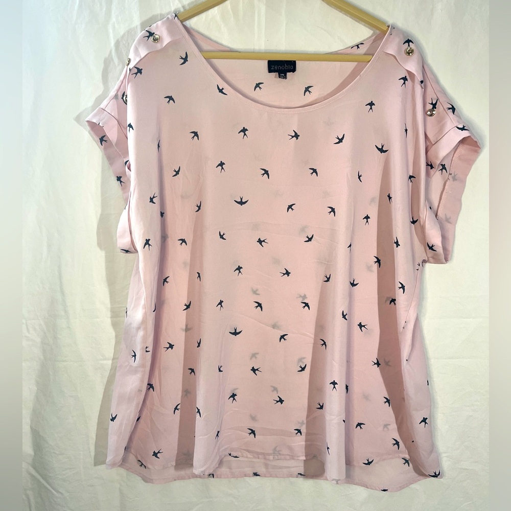 Zenobia  Plus Size pink with birds scoop neck cuffed short Sleeves Top